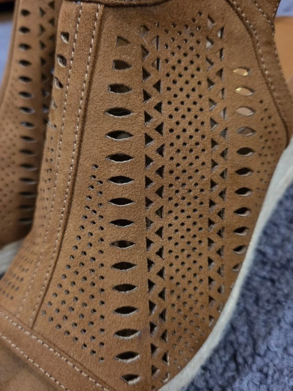 Liz Claiborne Tan Laser-Cut Espadrille Wedge Sandals